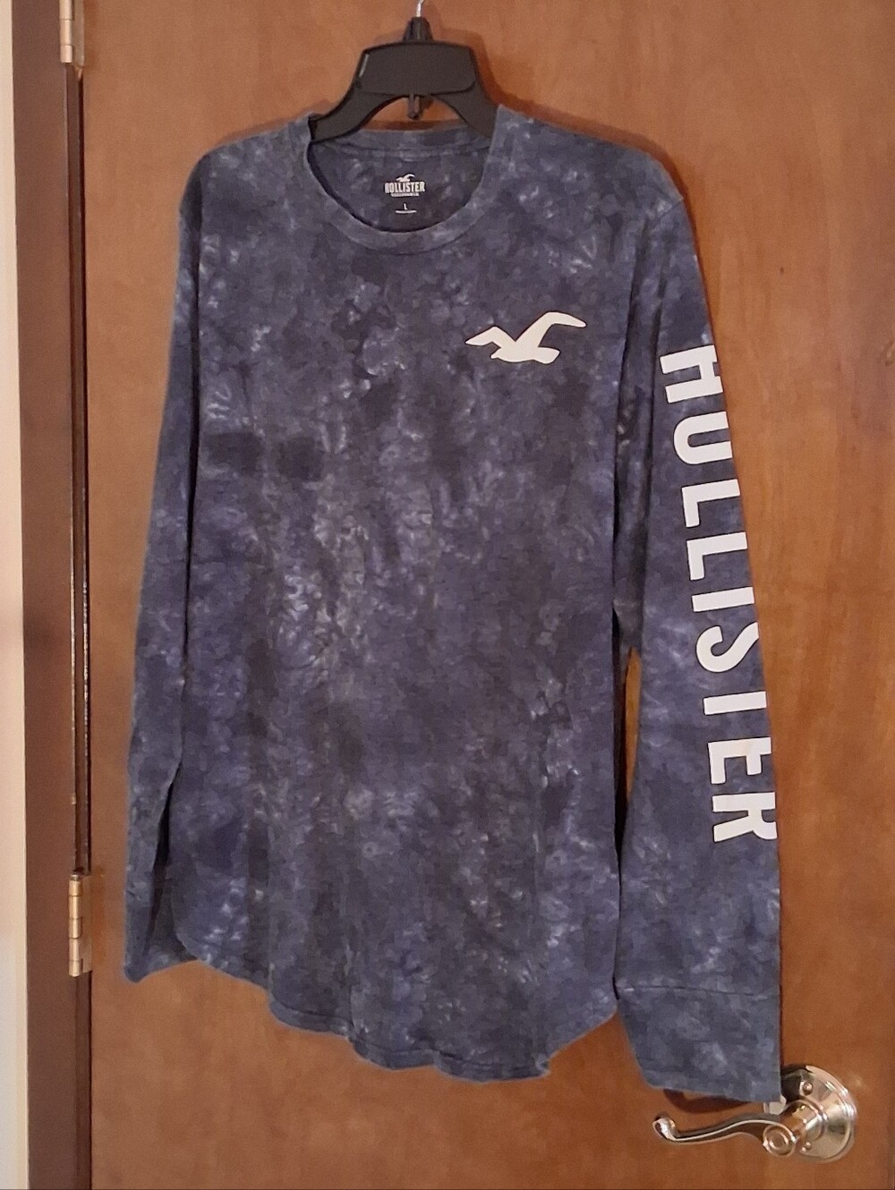 Hollister Men's Large Long Sleeve T-Shirt Blue Marbled Seagull Logo Curved Hem